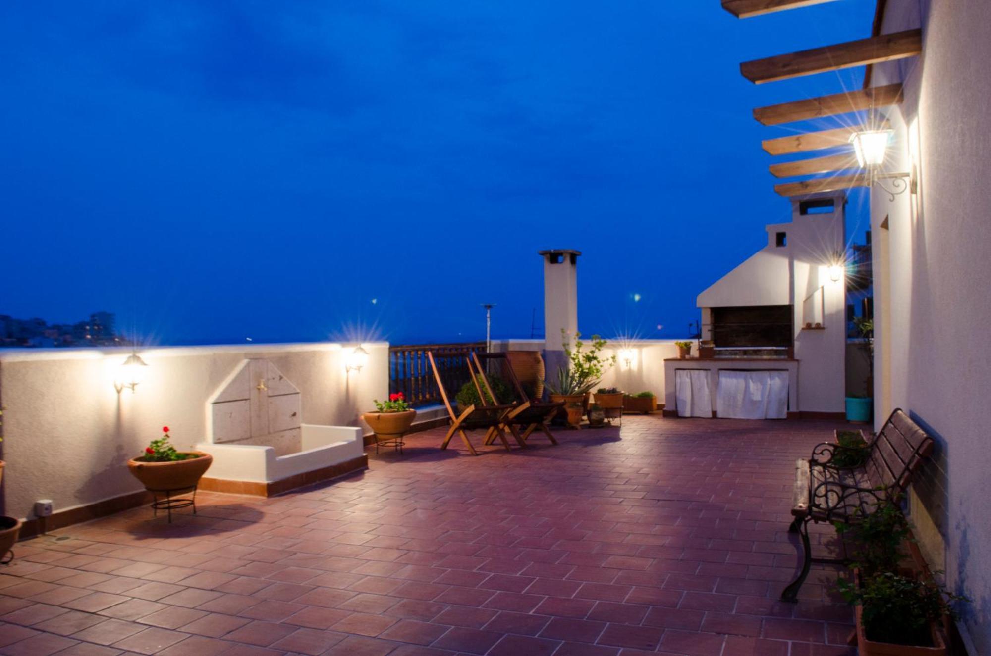 Old-Town Roof-Garden Suite Kavala Exteriör bild